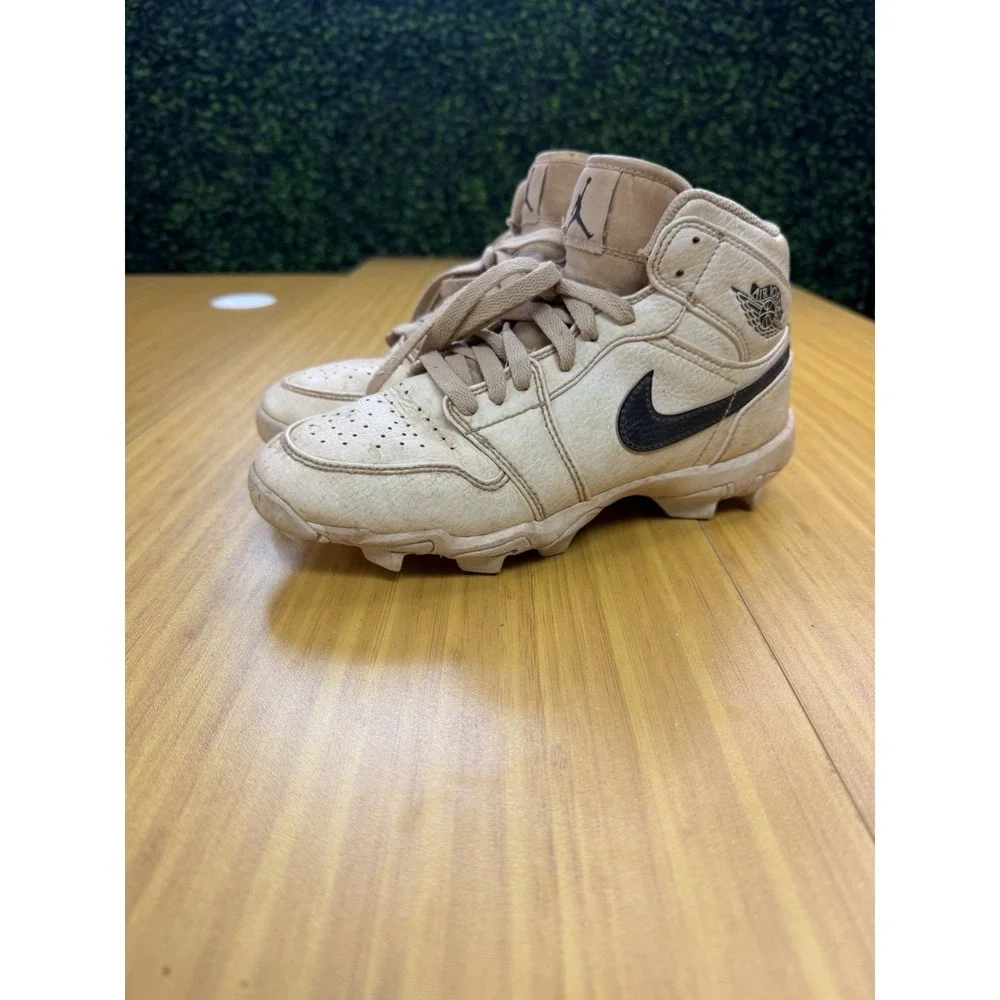 Nike Jordan 1 Mid Baseball Cleats White Black Youth 4Y HF6883-100 Fastflex
